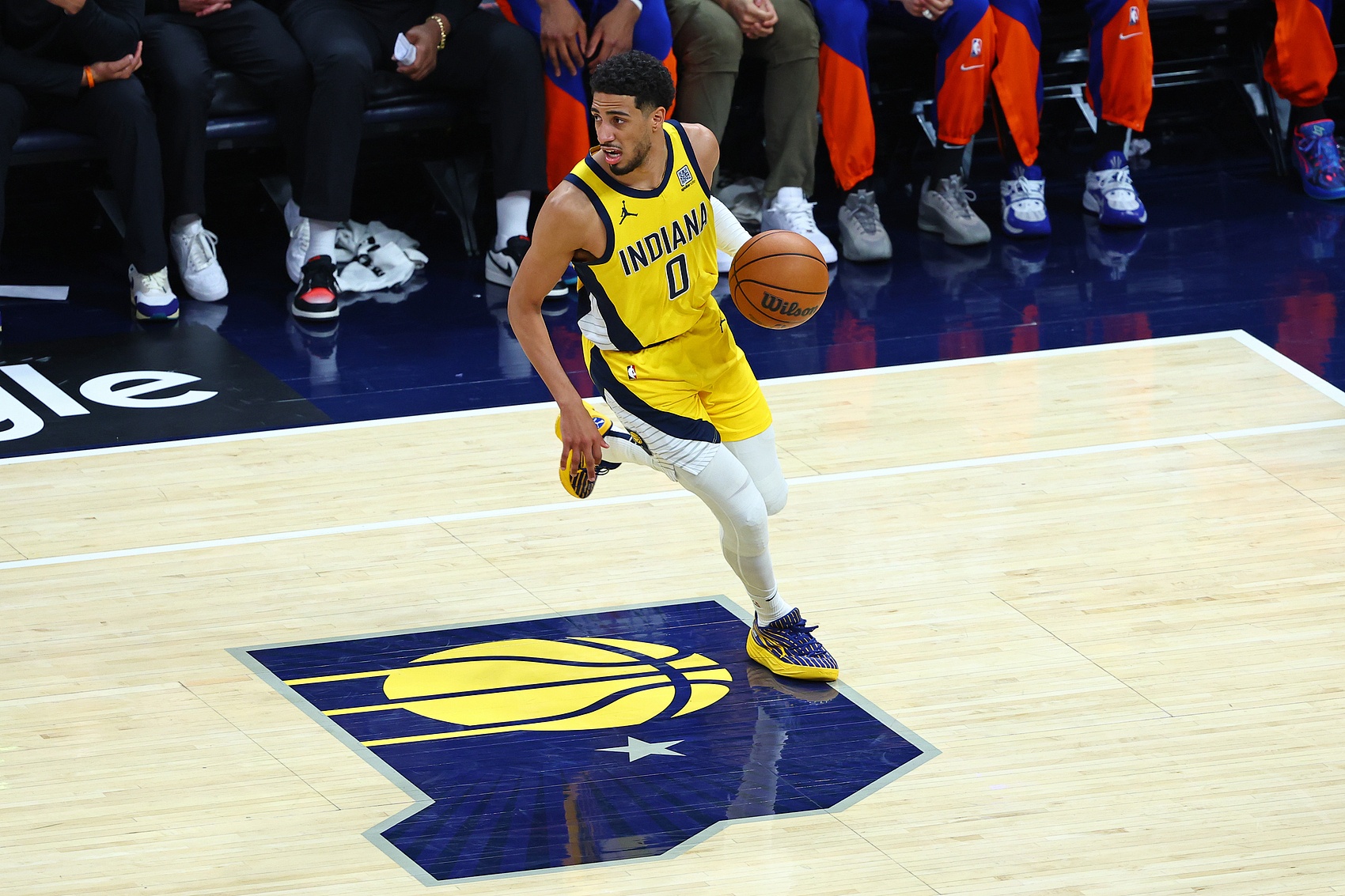 哈利伯頓創NBA歷史紀錄 分區決賽零失誤三雙驚艷全場